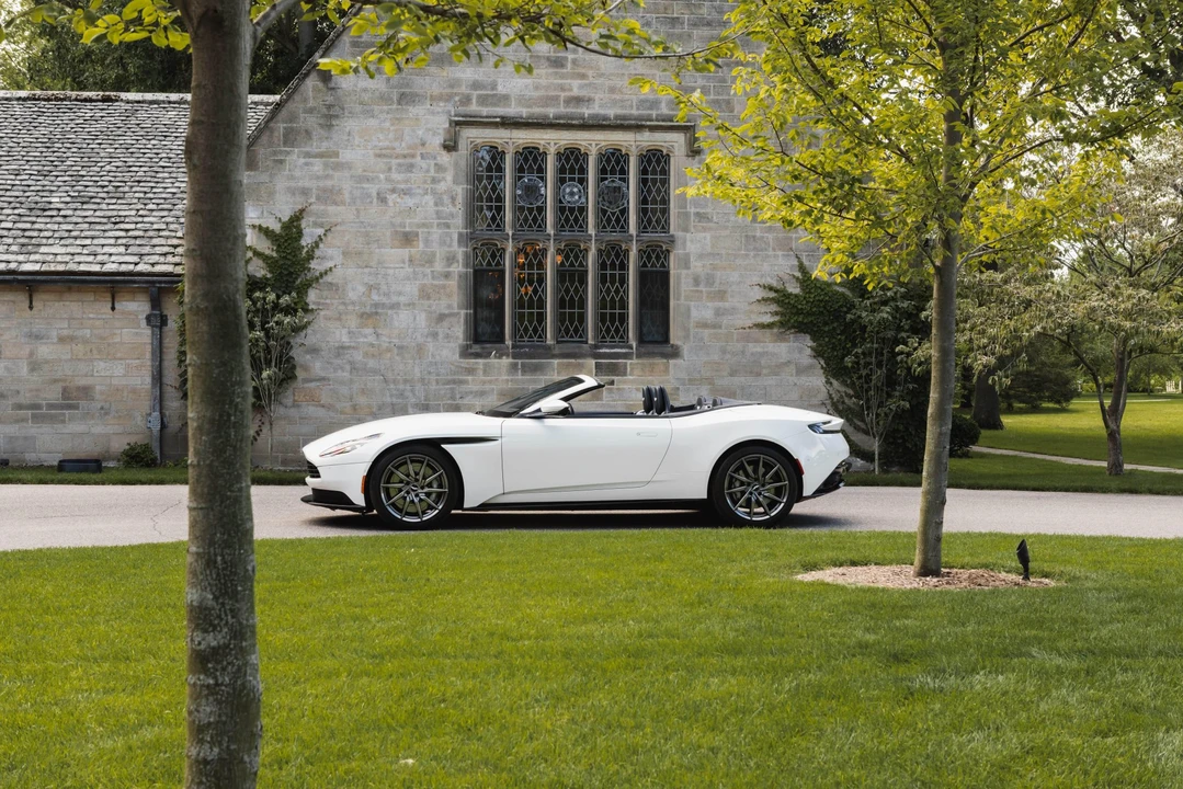2019 Aston Martin DB11 Volante - Image 9 of 31
