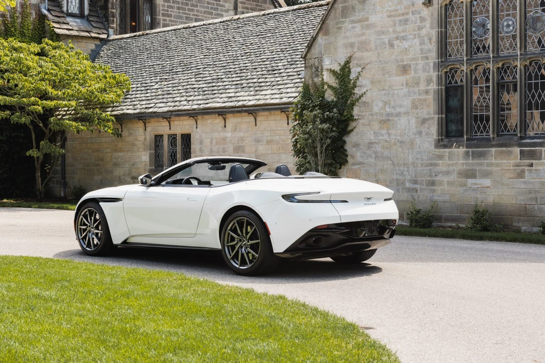 2019 Aston Martin DB11 Volante - Image 12 of 31