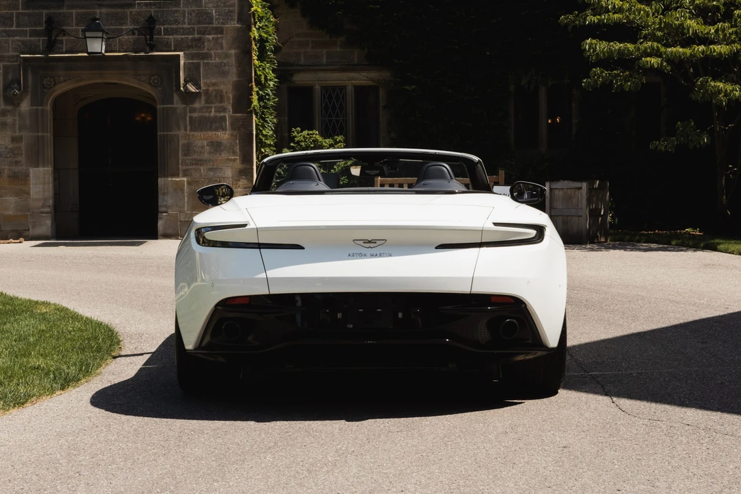 2019 Aston Martin DB11 Volante - Image 18 of 31