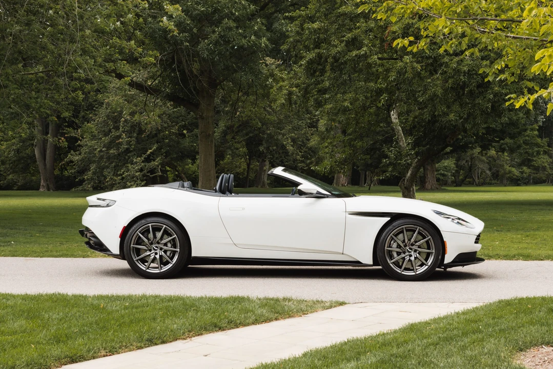 2019 Aston Martin DB11 Volante - Image 23 of 31