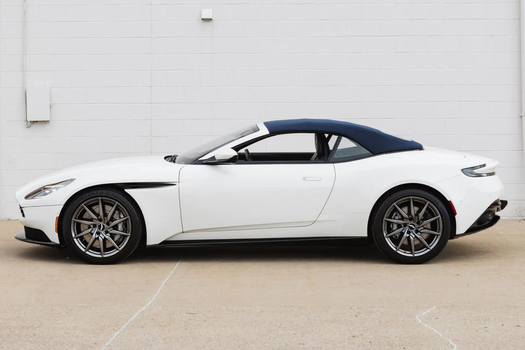 2019 Aston Martin DB11 Volante - Image 31 of 31