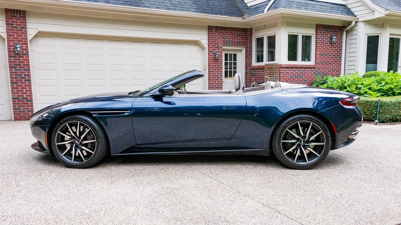 2019 Aston Martin DB11 Volante - Image 8 of 31