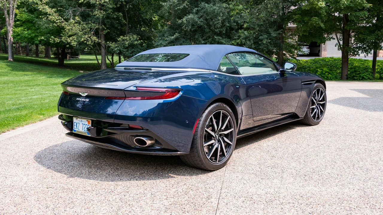 2019 Aston Martin DB11 Volante - Image 13 of 31