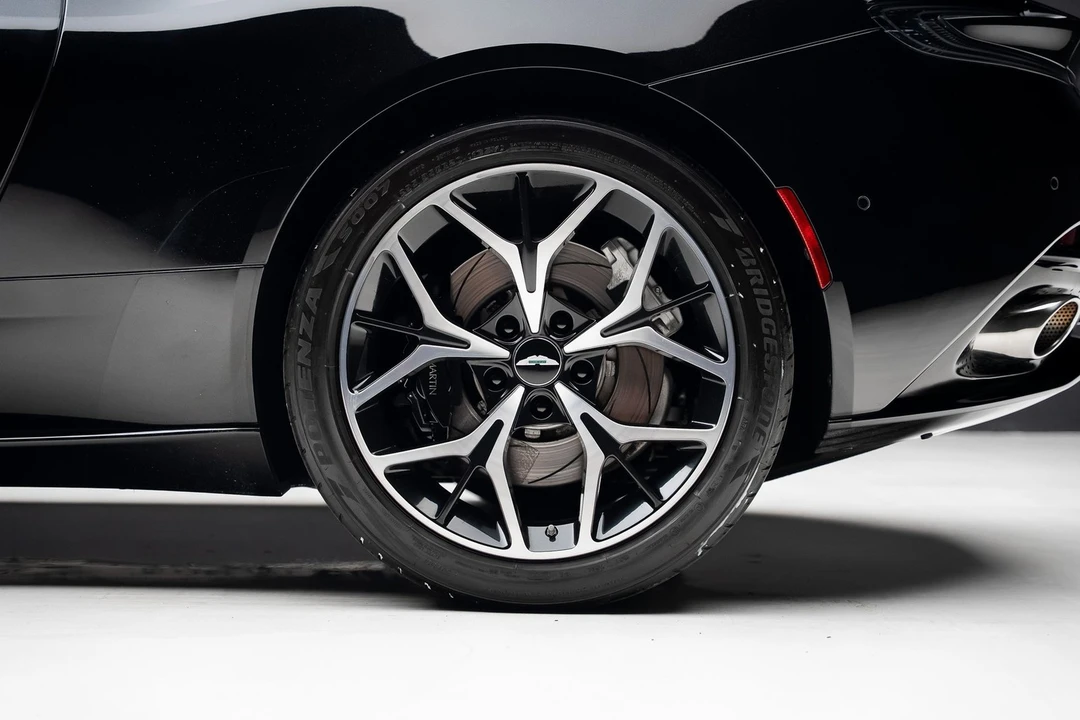 2019 Aston Martin DB11 Volante - Image 23 of 31