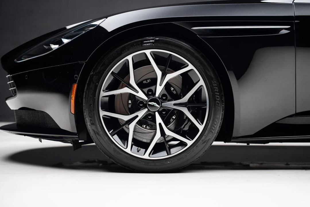 2019 Aston Martin DB11 Volante - Image 21 of 31