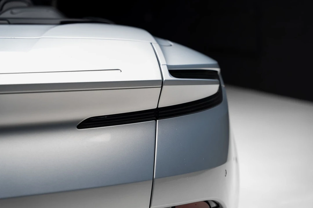 2019 Aston Martin DB11 Volante - Image 30 of 31