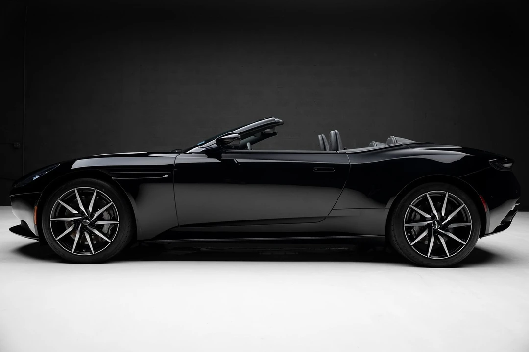 2019 Aston Martin DB11 Volante - Image 19 of 31