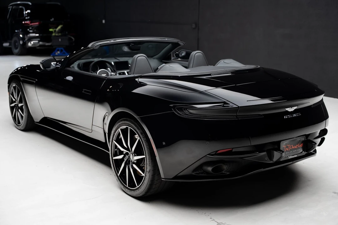 2019 Aston Martin DB11 Volante - Image 7 of 10