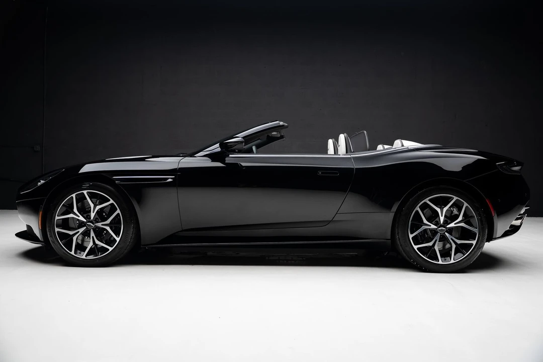 2019 Aston Martin DB11 Volante - Image 19 of 31