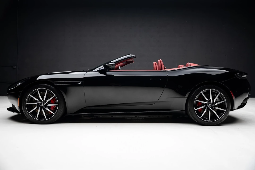 2019 Aston Martin DB11 Volante - Image 19 of 31
