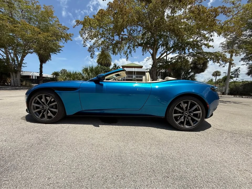 2019 Aston Martin DB11 Volante - Image 9 of 20