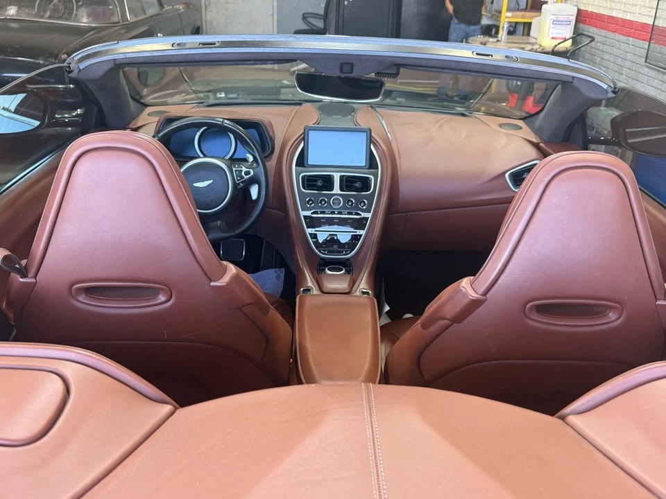 2019 Aston Martin DB11 Volante - Image 8 of 13