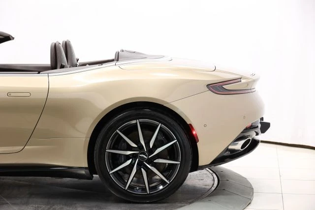 2019 Aston Martin DB11 Volante - Image 10 of 31