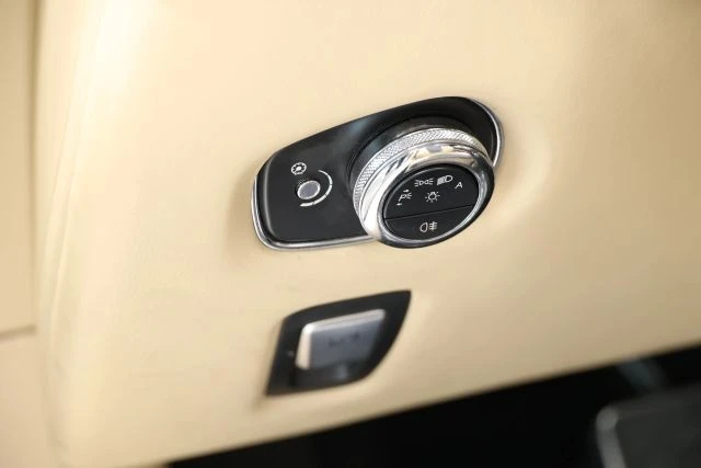 2019 Aston Martin DB11 Volante - Image 25 of 31