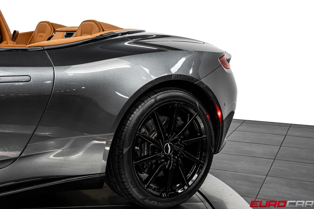 2019 Aston Martin DB11 Volante - Image 16 of 31