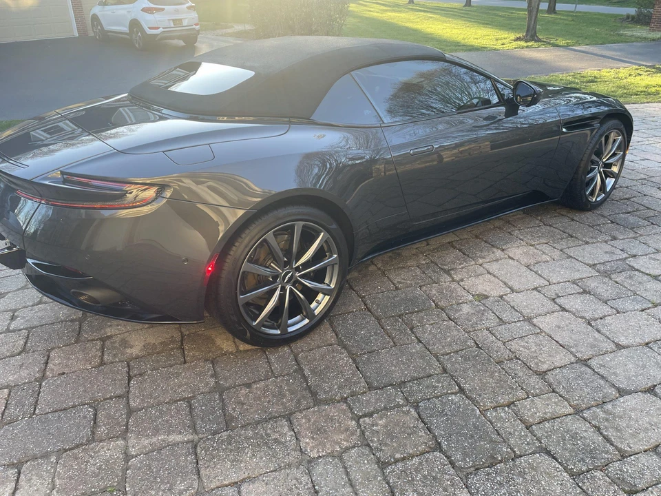 2019 Aston Martin DB11 Volante - Image 17 of 31