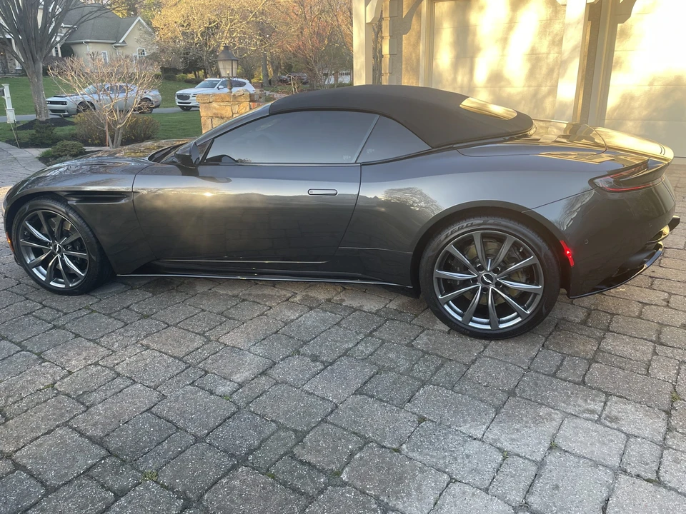 2019 Aston Martin DB11 Volante - Image 11 of 31