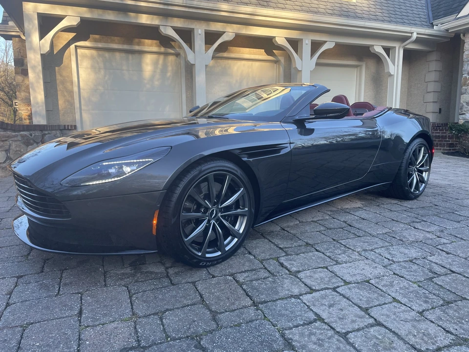 2019 Aston Martin DB11 Volante - Image 2 of 31