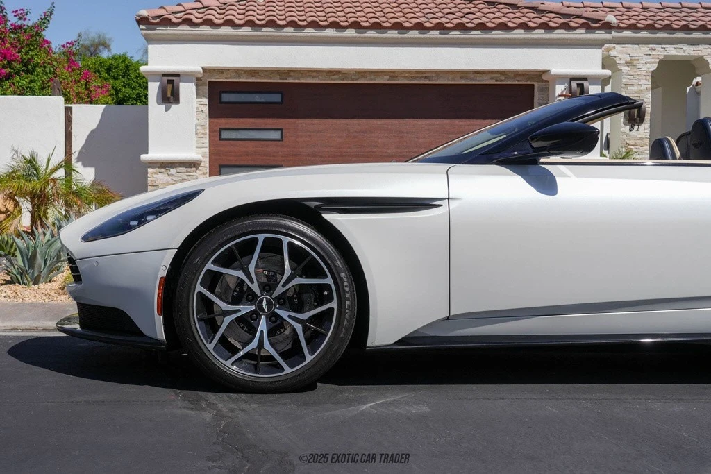 2019 Aston Martin DB11 Volante - Image 4 of 12