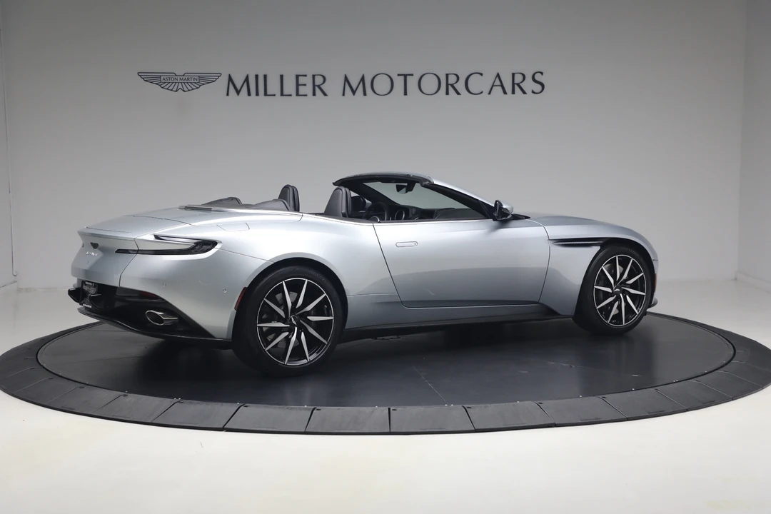 2019 Aston Martin DB11 Volante - Image 9 of 31