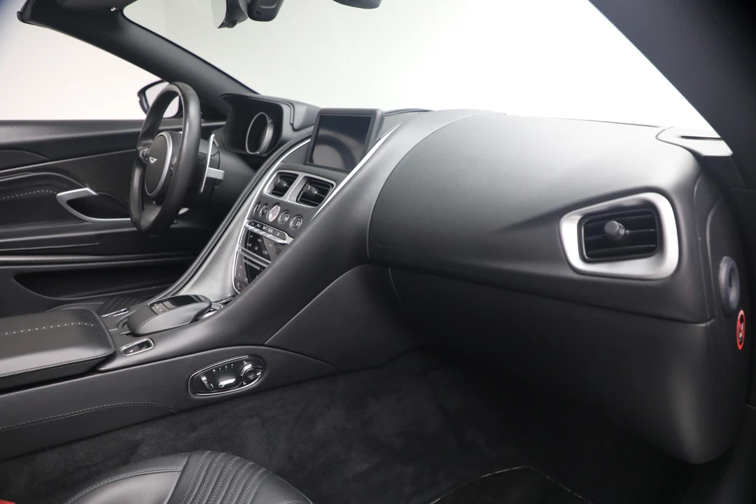 2019 Aston Martin DB11 Volante - Image 30 of 31