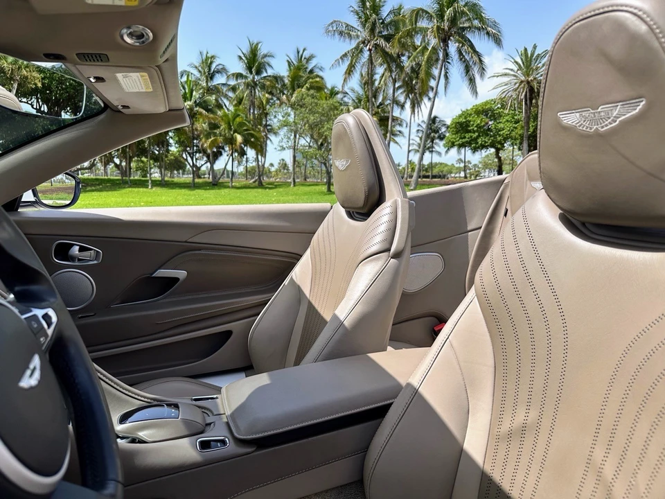 2019 Aston Martin - Image 16 of 26