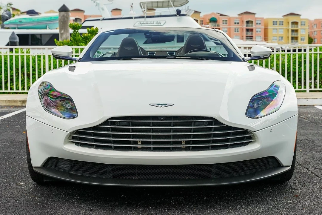 2019 Aston Martin - Image 2 of 26