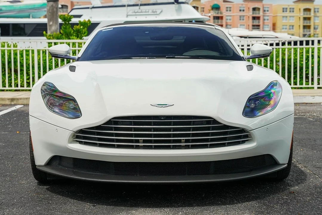2019 Aston Martin - Image 4 of 26