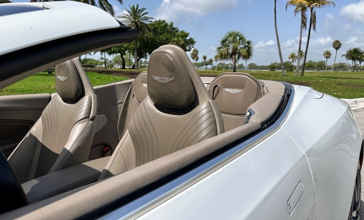 2019 Aston Martin - Image 17 of 26