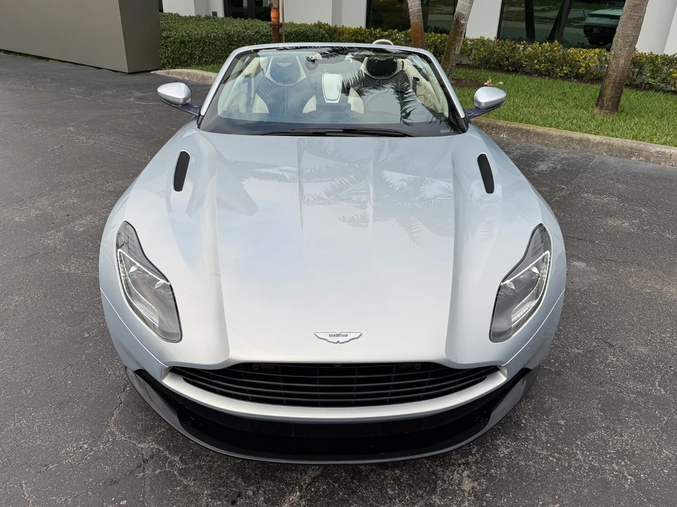 2019 Aston Martin DB11 Volante - Image 13 of 21