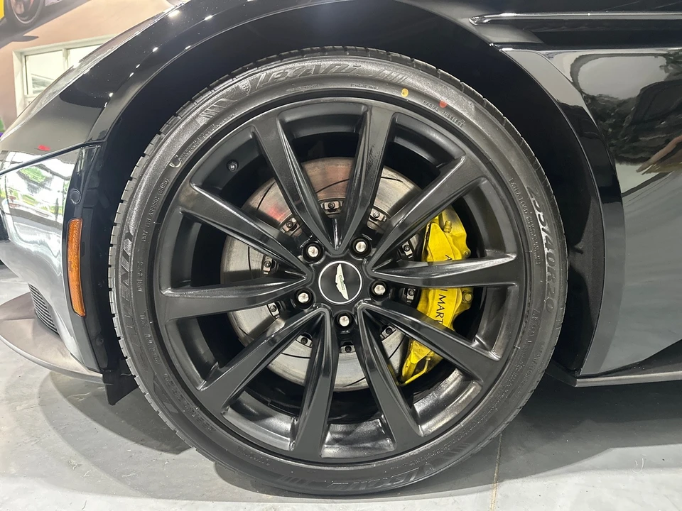 2019 Aston Martin DB11 Volante - Image 16 of 31