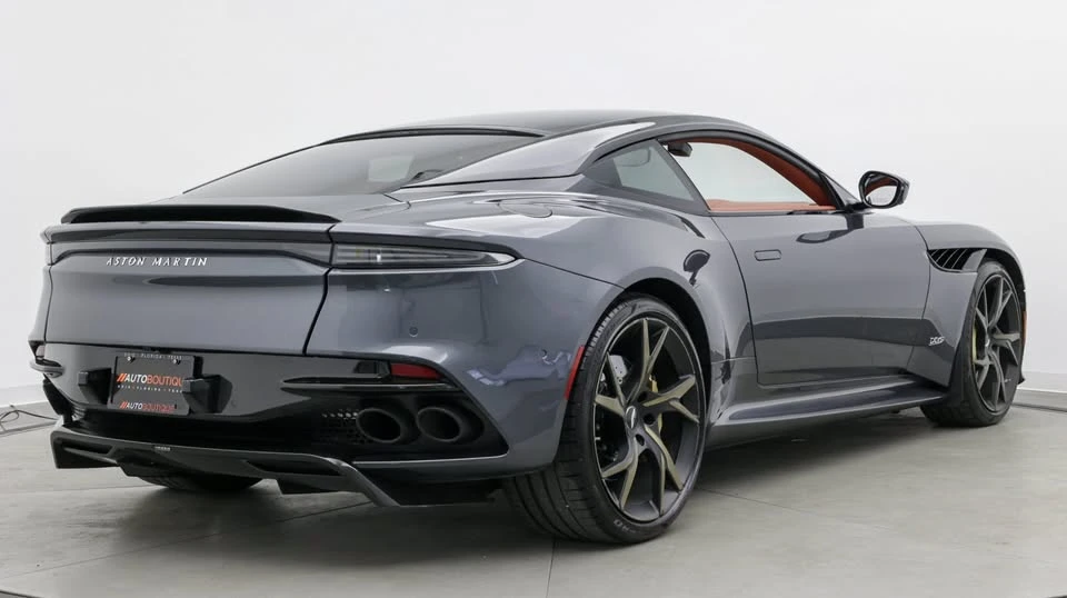 2019 Aston Martin DBS Superleggera - Image 16 of 20