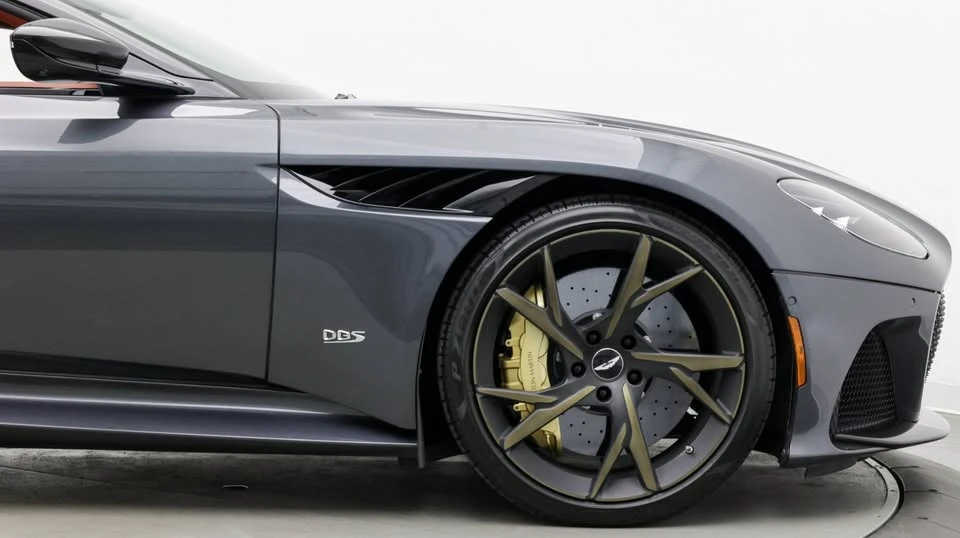 2019 Aston Martin DBS Superleggera - Image 6 of 20