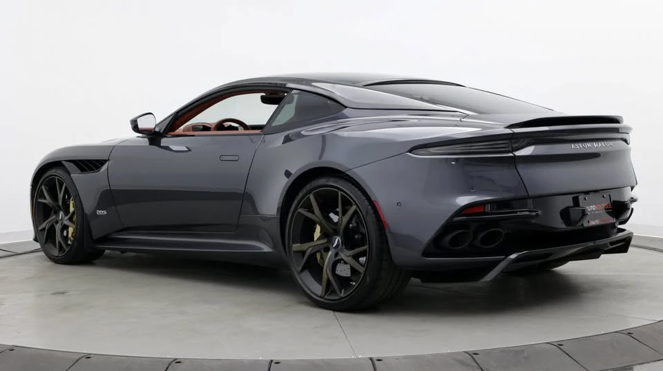 2019 Aston Martin DBS Superleggera - Image 7 of 20