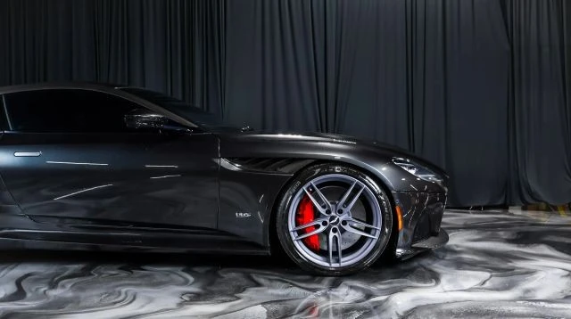 2019 Aston Martin DBS Superleggera - Image 4 of 22