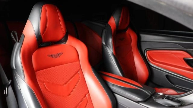 2019 Aston Martin DBS Superleggera - Image 18 of 22