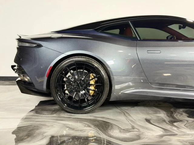 2019 Aston Martin DBS Superleggera - Image 13 of 21