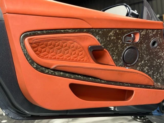 2019 Aston Martin DBS Superleggera - Image 20 of 21