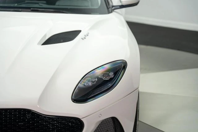 2019 Aston Martin DBS Superleggera - Image 14 of 31
