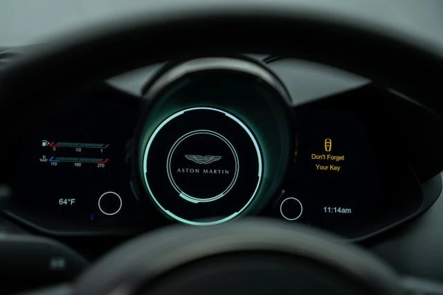 2019 Aston Martin DBS Superleggera - Image 30 of 31