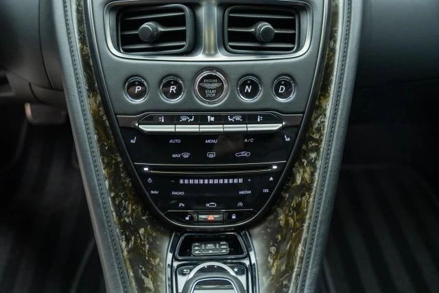 2019 Aston Martin DBS Superleggera - Image 31 of 31