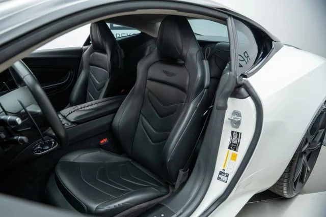 2019 Aston Martin DBS Superleggera - Image 3 of 31