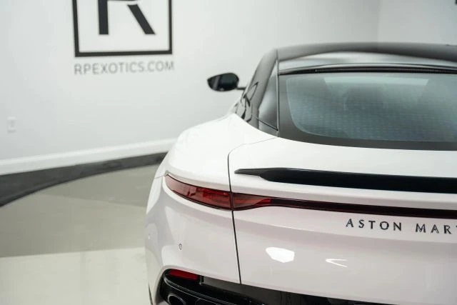 2019 Aston Martin DBS Superleggera - Image 20 of 31
