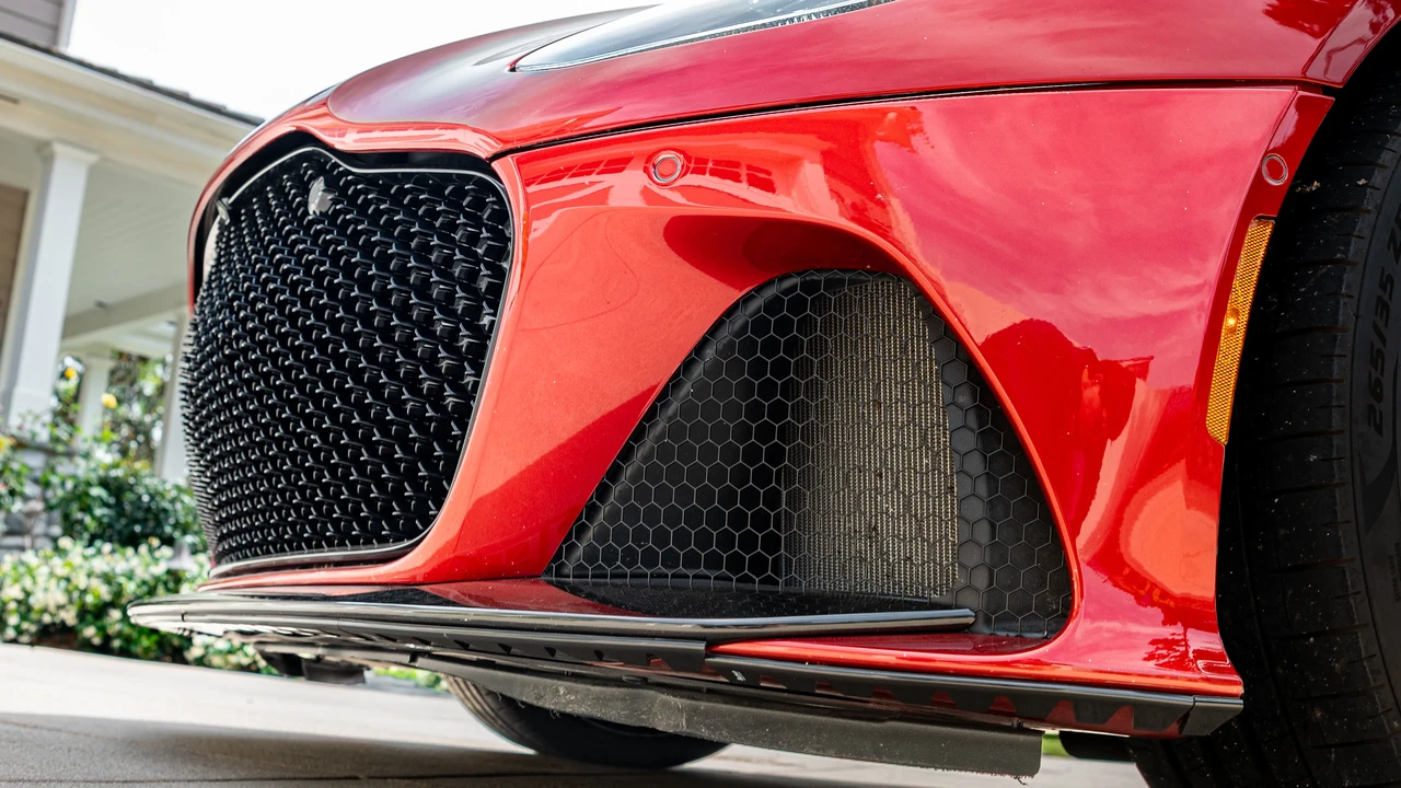 2019 Aston Martin DBS Superleggera - Image 29 of 31
