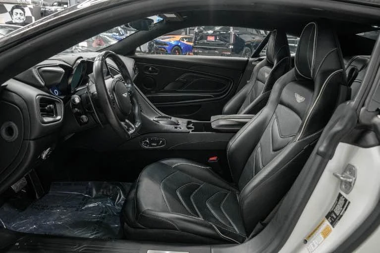 2019 Aston Martin DBS Superleggera - Image 7 of 13