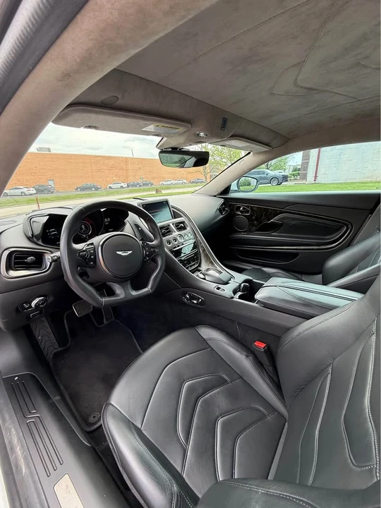 2019 Aston Martin DBS Superleggera - Image 11 of 13