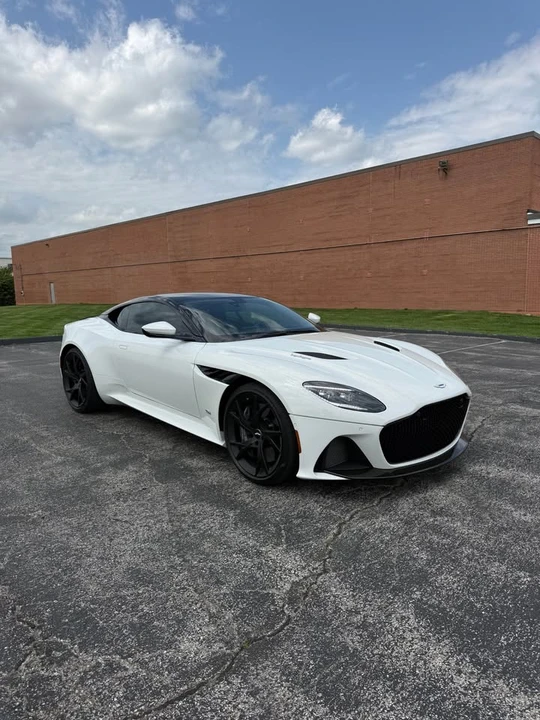 2019 Aston Martin DBS Superleggera - Image 7 of 13