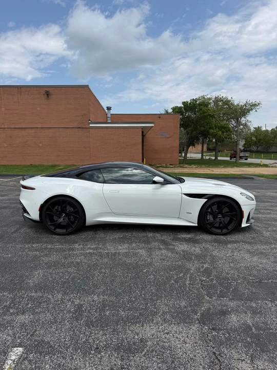 2019 Aston Martin DBS Superleggera - Image 6 of 13