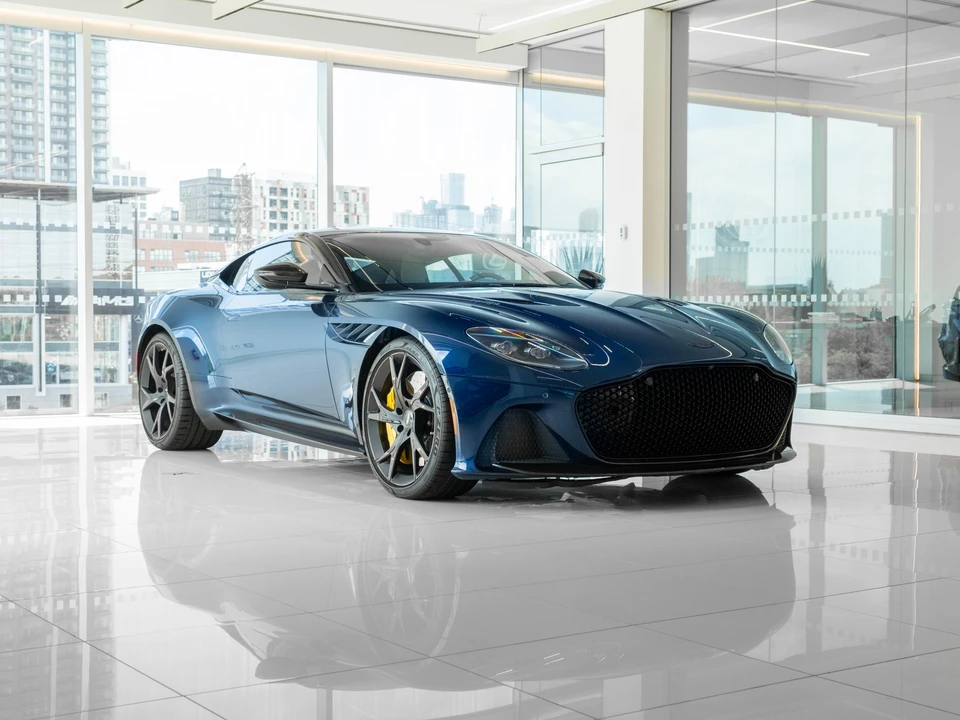 2019 Aston Martin DBS Superleggera - Image 10 of 31