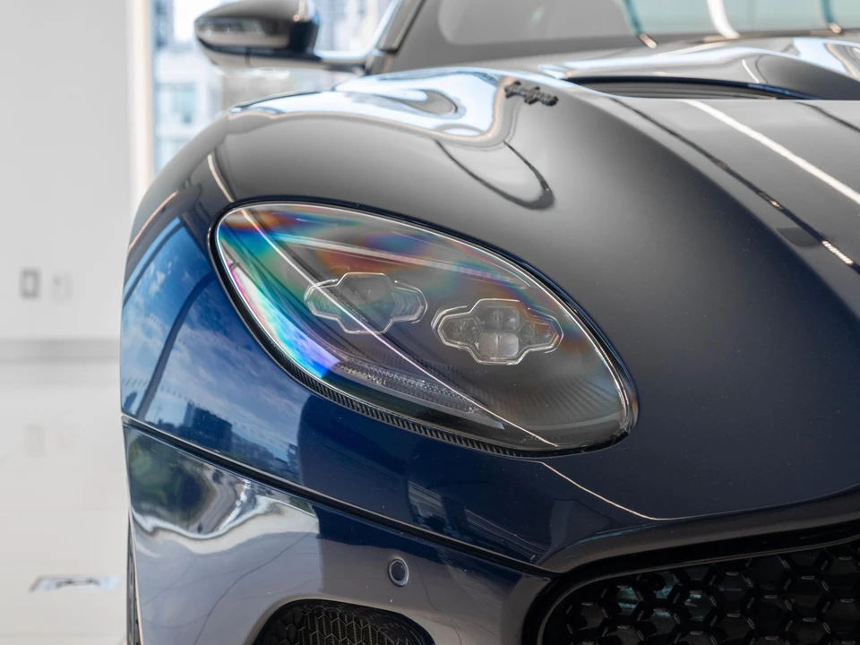 2019 Aston Martin DBS Superleggera - Image 13 of 31